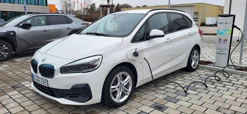 Gebraucht BMW 225 iPerformance 224 PS (164 kW) 2018 Weiß Van / Kleinbus