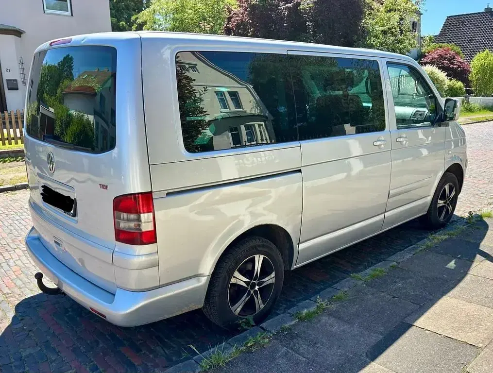 Gebraucht VW Multivan 174 PS (127 kW) 2005 Silber Van / Kleinbus