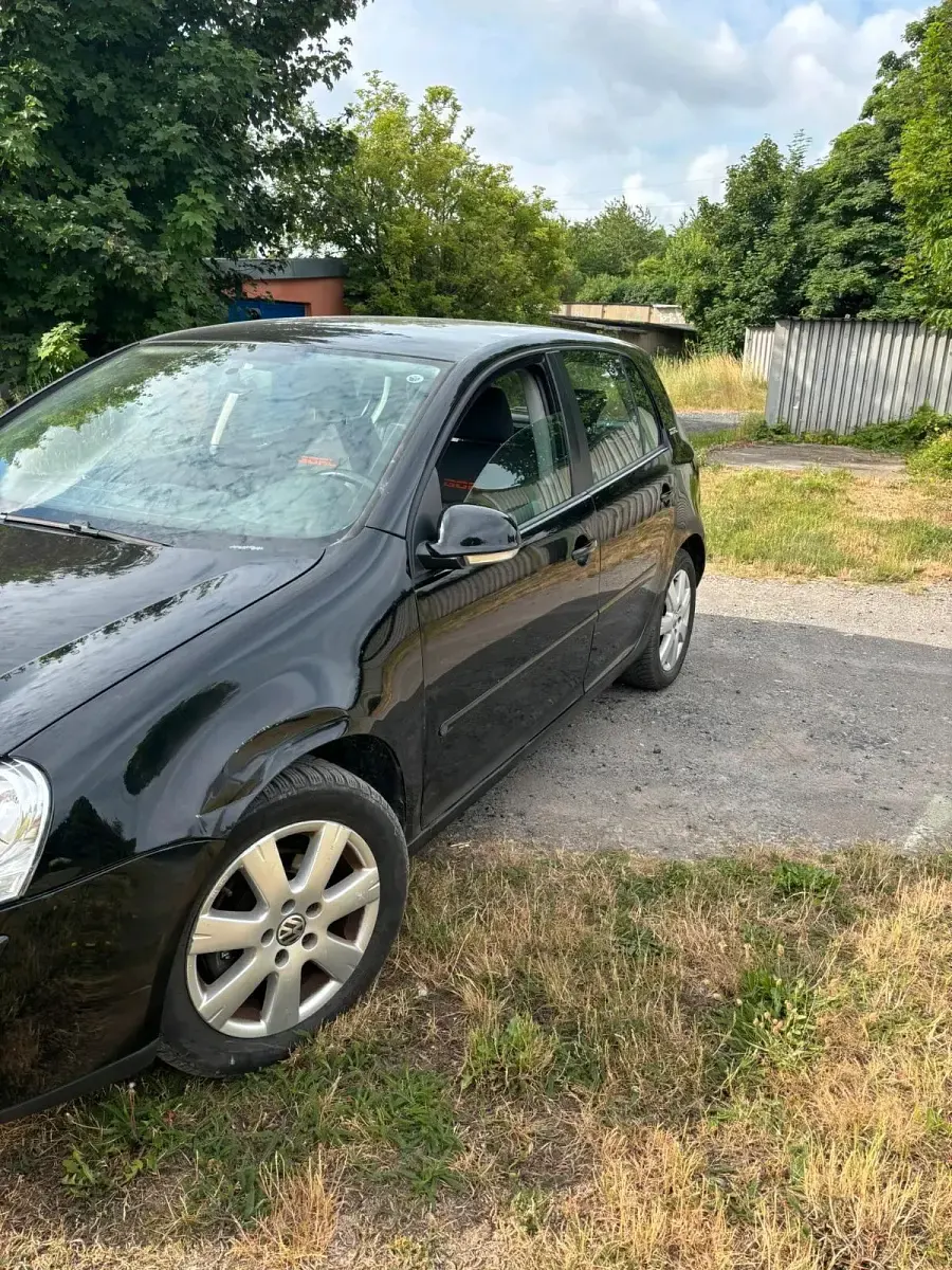 Gebraucht VW Golf V 2005 Schwarz Kleinwagen