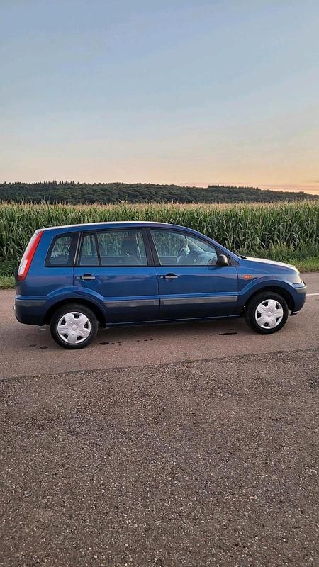 Gebraucht Ford Fusion 82 PS (60 kW) 2008 Blau Kleinwagen