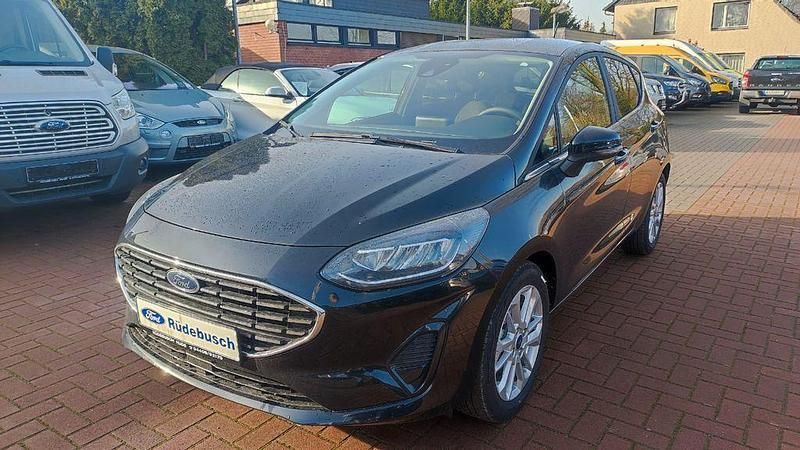 Schwarz Gebraucht 2023 Ford Fiesta Titanium Kleinwagen | 19.990 € (Fairer Preis) - Bild 1/4