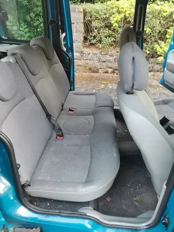 Gebraucht Renault Kangoo Authentique 58 PS (42 kW) 2002 Blau Van / Kleinbus
