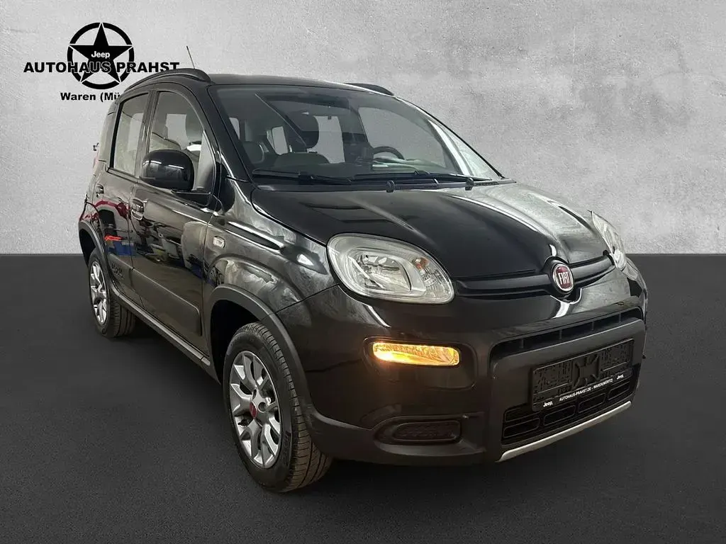 Gebraucht Fiat Panda 4x4 Wild 86 PS (63 kW) 2017 Kleinwagen