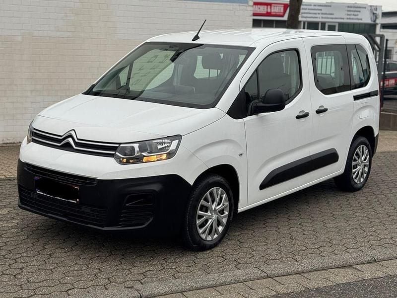 Weiß Gebraucht 2022 Citroën Berlingo Live Van / Kleinbus | 7.700 € (Superpreis) - Bild 1/4