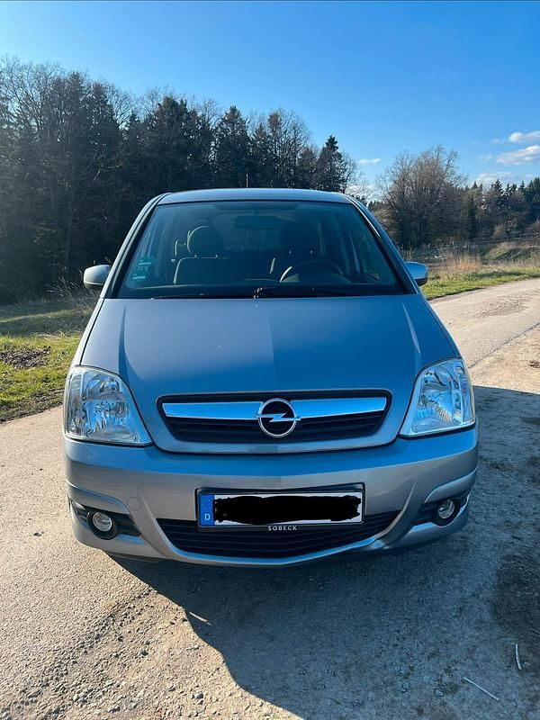 Gebraucht Opel Meriva 104 PS (76 kW) 2009 Silber Van / Kleinbus