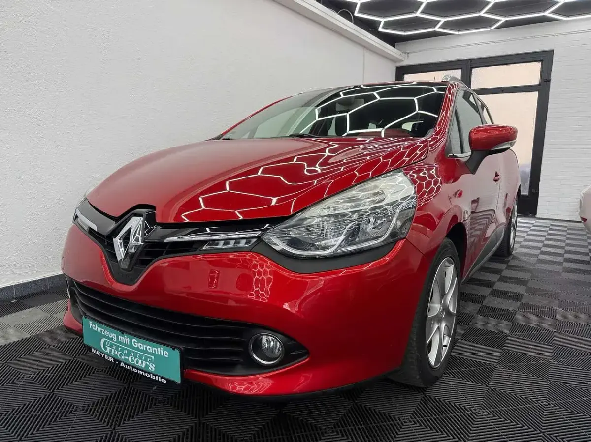 Gebraucht Renault Clio Luxe 120 PS (88 kW) 2015 Feuerrot Kombi