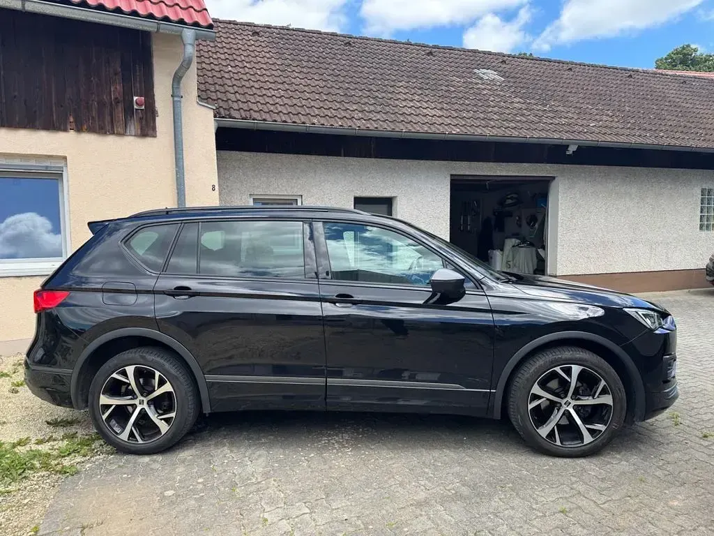 Gebraucht Seat Tarraco Beats 150 PS (110 kW) 2022 Schwarz SUV