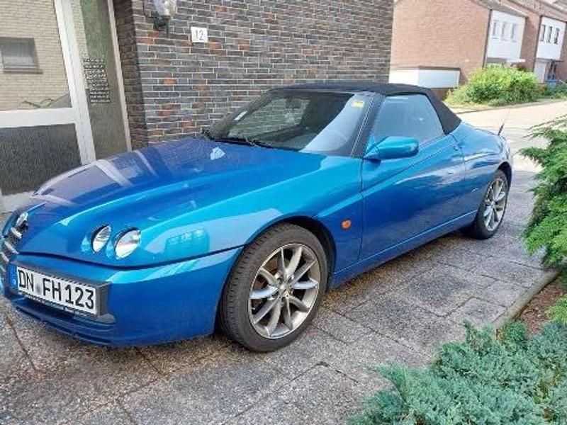 Blau Gebraucht 2004 Alfa Romeo Spider Cabrio | 3.200 € (Guter Preis) - Bild 1/4