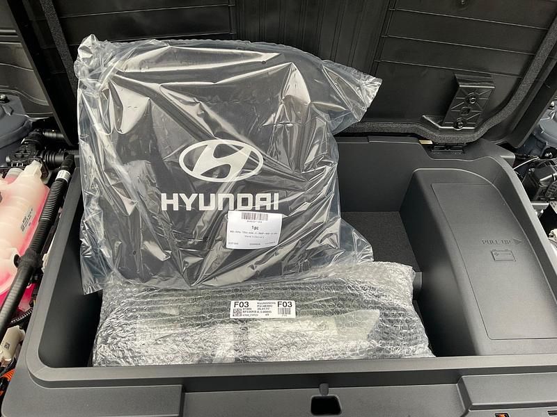 Gebraucht Hyundai Kona Trend 150 kW (204 PS) 2025 Ecotronic grey / mic SUV