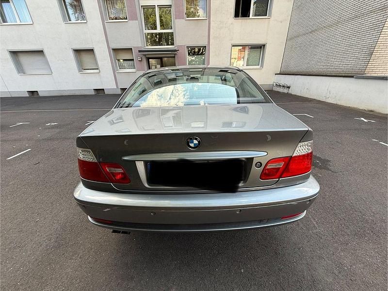 Second-hand BMW 320 170 CP (125 kW) 2004 Argintiu Coupe