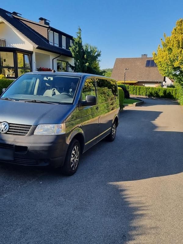 Gebraucht VW Caravelle 175 PS (128 kW) 2009 Grau Van