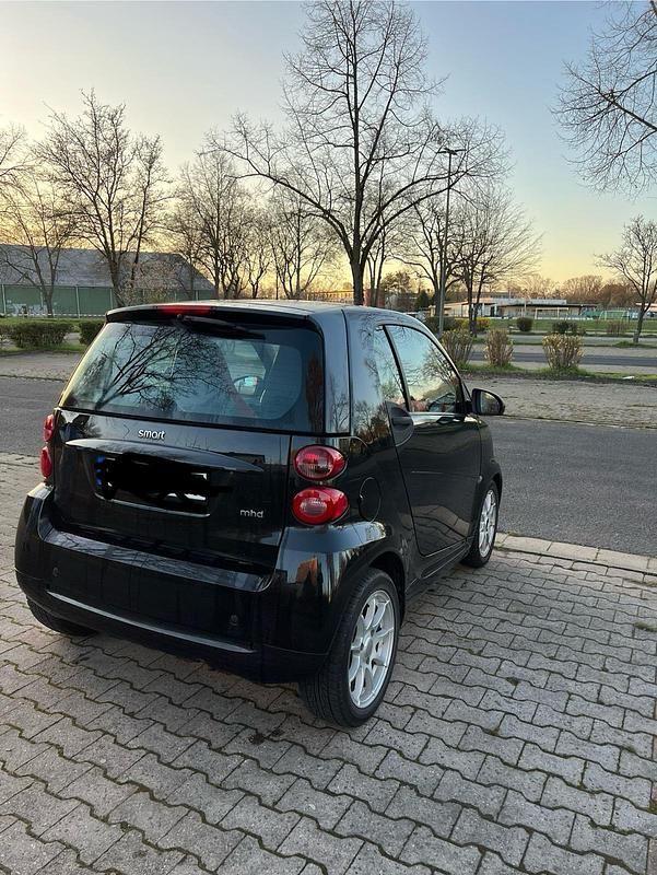 Gebraucht Smart ForTwo Coupé 71 PS (52 kW) 2011 Schwarz Coupé