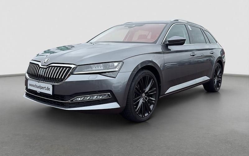 Gebraucht Skoda Superb Style 190 PS (139 kW) 2022 Grau Kombi