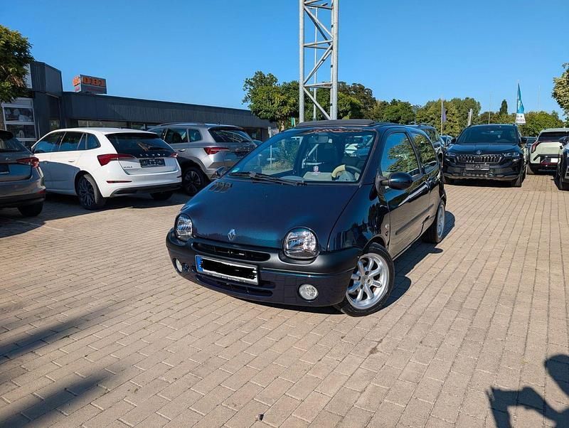 Grün Gebraucht 2006 Renault Twingo Initiale Kleinwagen | 3.999 € - Bild 1/4