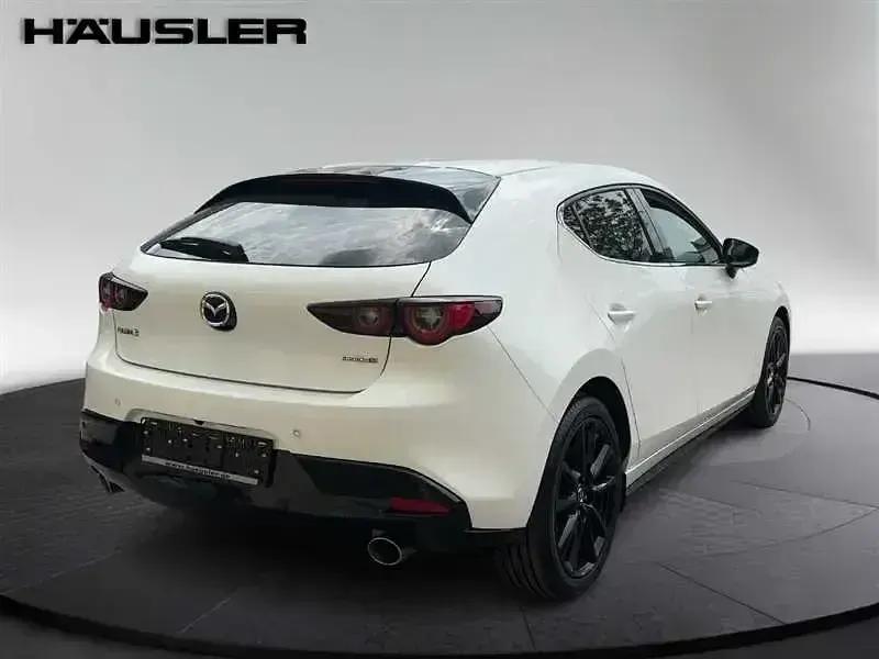 Gebraucht Mazda 3 Homura-Line 186 PS (136 kW) 2024 Snowflake white Kleinwagen