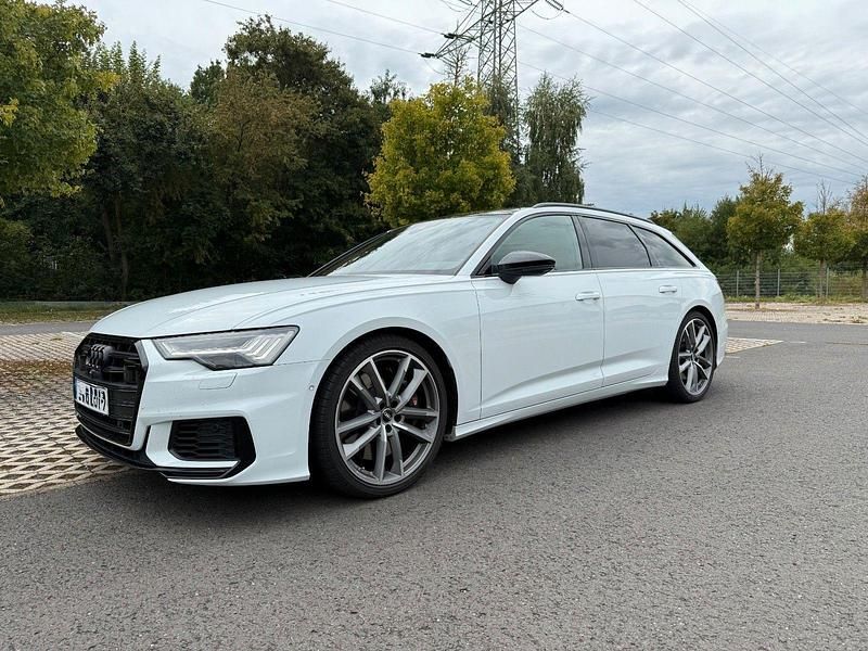 Weiß Gebraucht 2019 Audi S6 Ambiente Kombi | 39.800 € (Guter Preis) - Bild 1/4