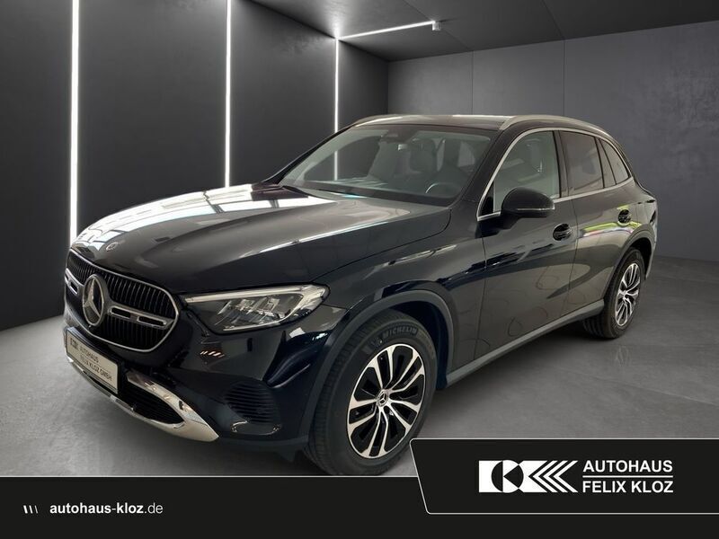 Schwarz Gebraucht 2024 Mercedes GLC200 SUV | 52.900 € (Fairer Preis) - Bild 1/4