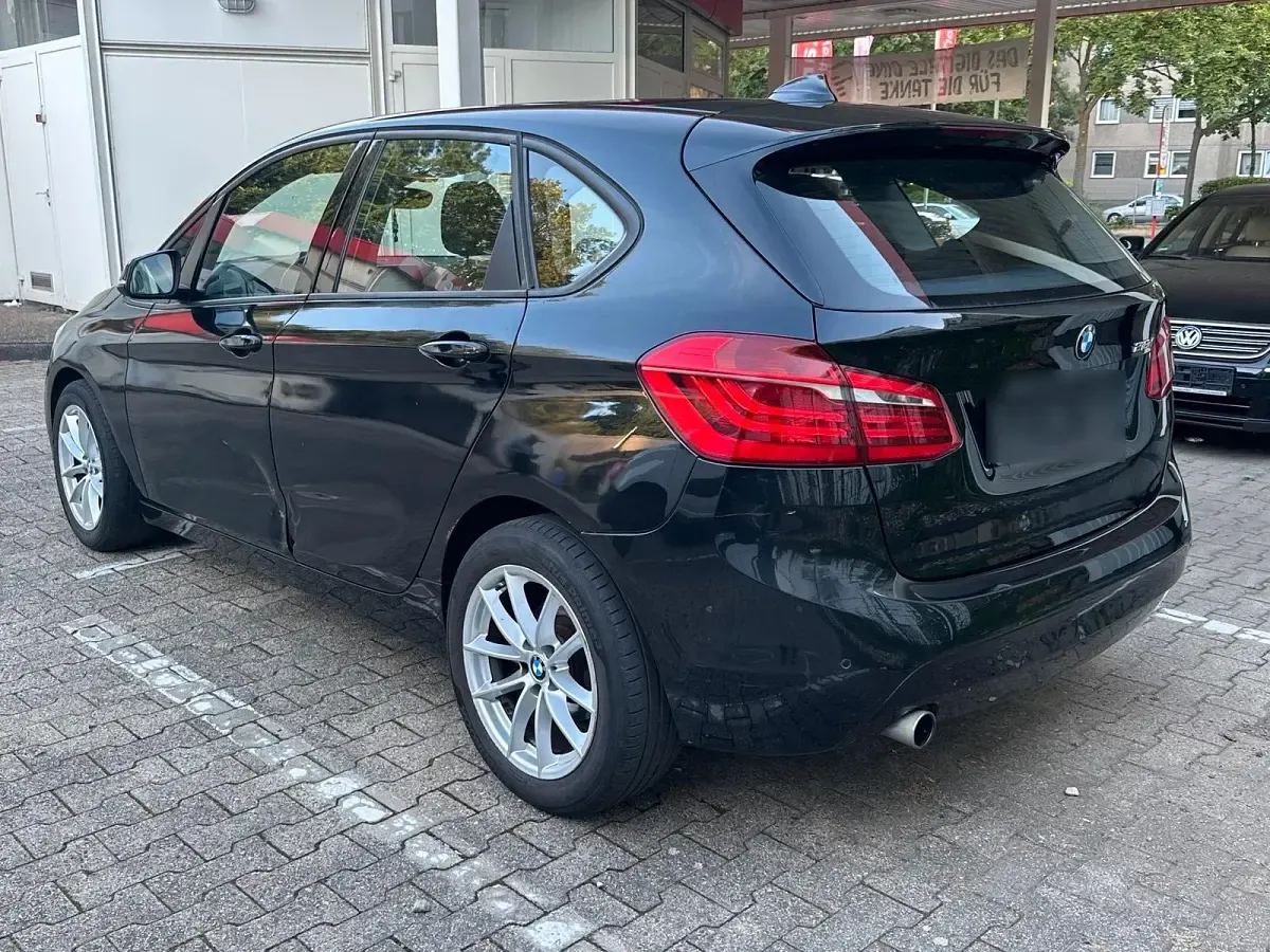 Gebraucht BMW 218 150 PS (110 kW) 2015 Schwarz Kombi