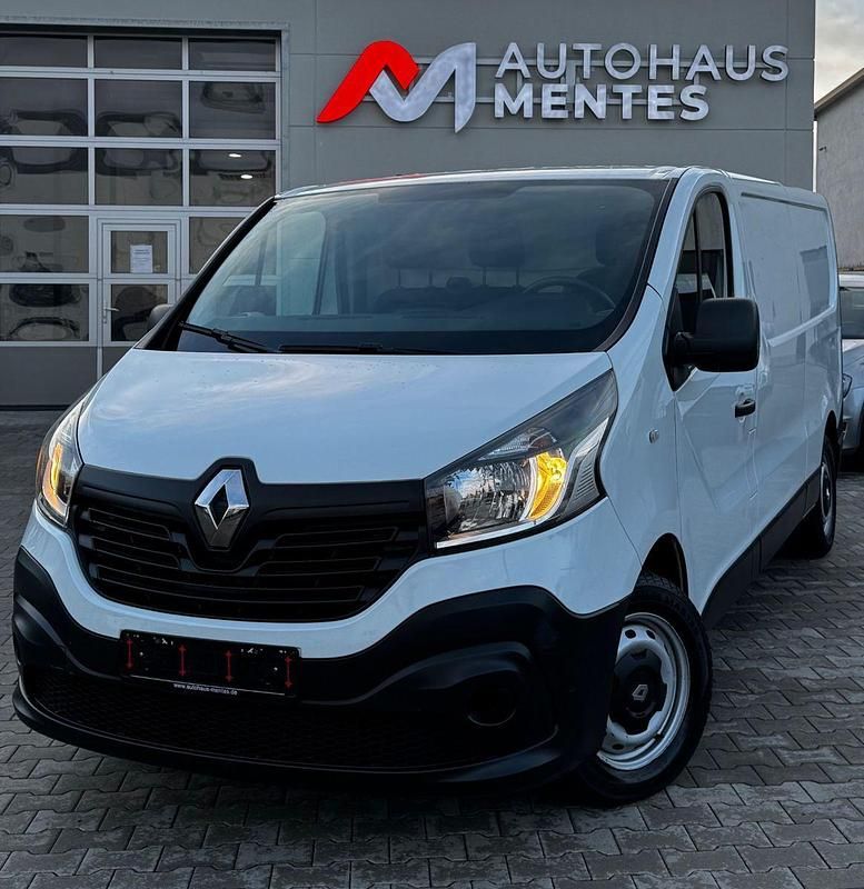 Gebraucht Renault Trafic Komfort 120 PS (88 kW) 2018 Van / Kleinbus
