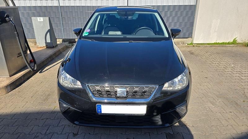 Schwarz Gebraucht 2017 Seat Ibiza Style Kleinwagen | 9.600 € (Guter Preis) - Bild 1/4