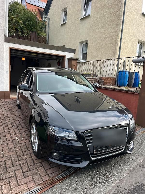 Schwarz Gebraucht 2011 Audi A4 Kombi | 4.999 € (Superpreis) - Bild 1/4
