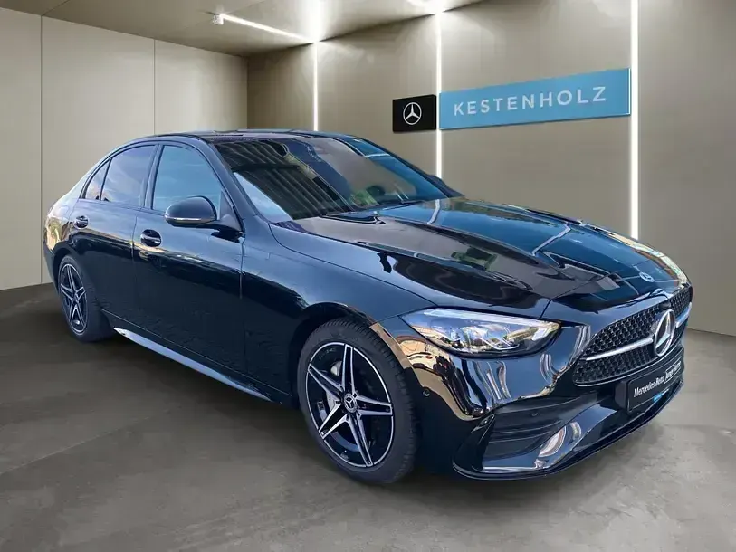 Gebraucht Mercedes C180 AMG 170 PS (125 kW) 2025 Schwarz Limousine