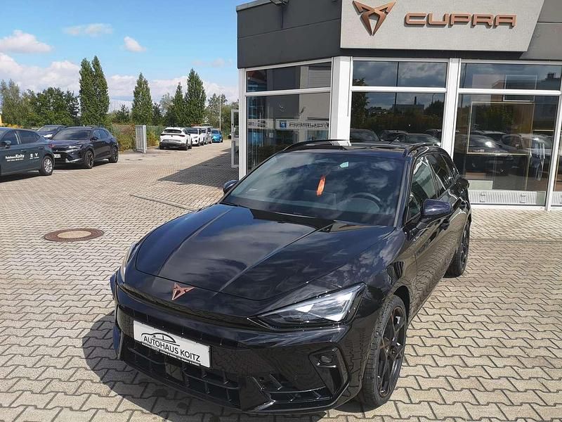 Midnight schwarz Neu 2025 Cupra Leon VZ Kombi | 53.640 € - Bild 1/4