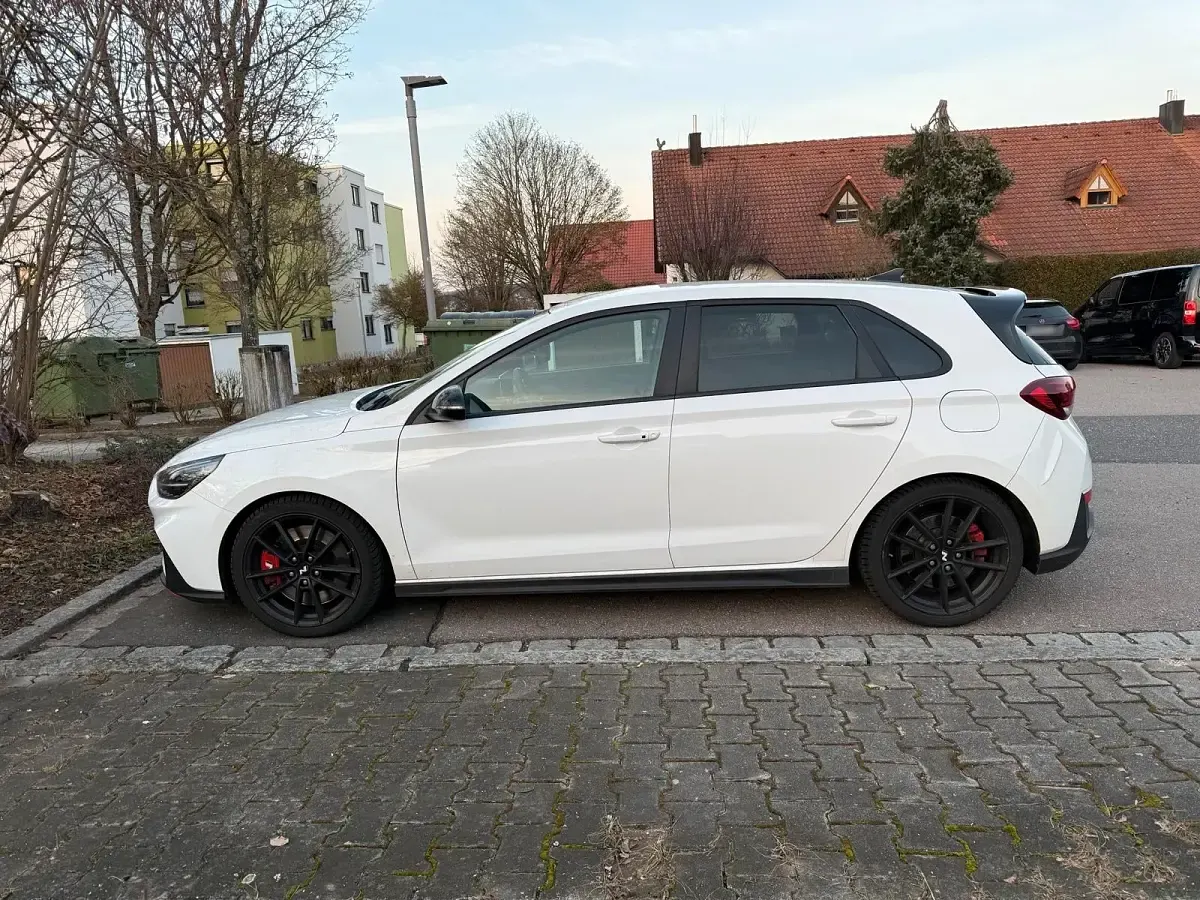 Gebraucht Hyundai i30 280 PS (205 kW) 2022 Weiß Limousine