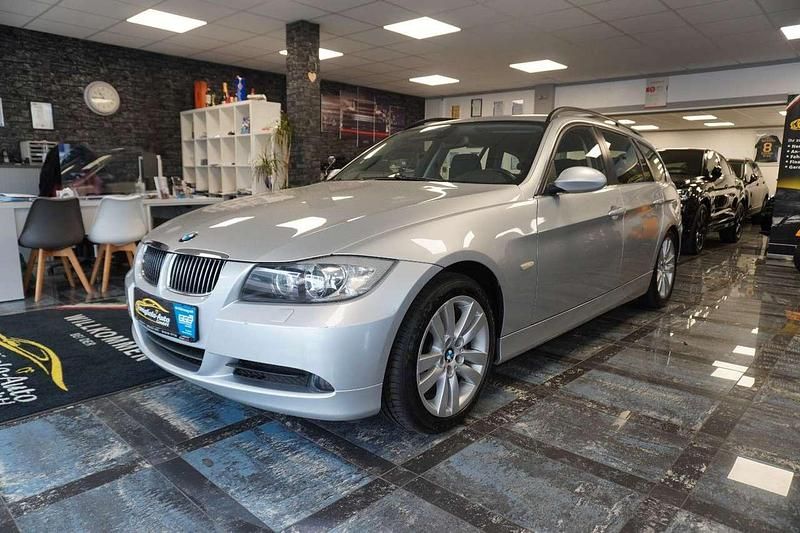 Gebraucht BMW 325 Performance 218 PS (160 kW) 2006 Silber Kombi