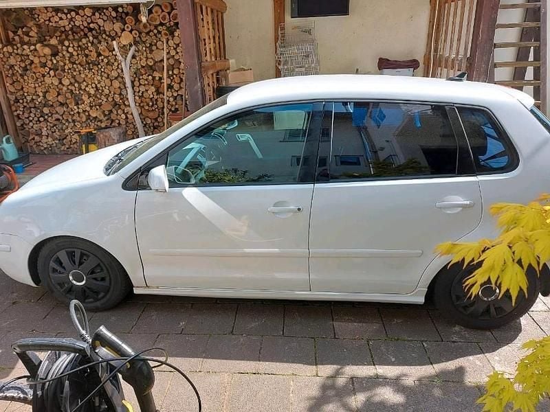 Gebraucht VW Polo 75 PS (55 kW) 2004 Weiß Kleinwagen
