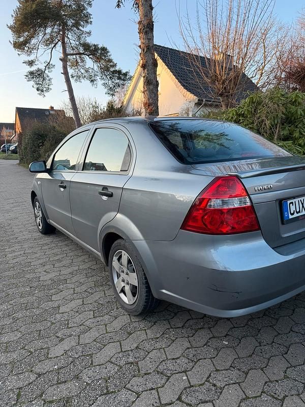 Gebraucht Chevrolet Aveo 67 PS (49 kW) 2010 Grau Limousine