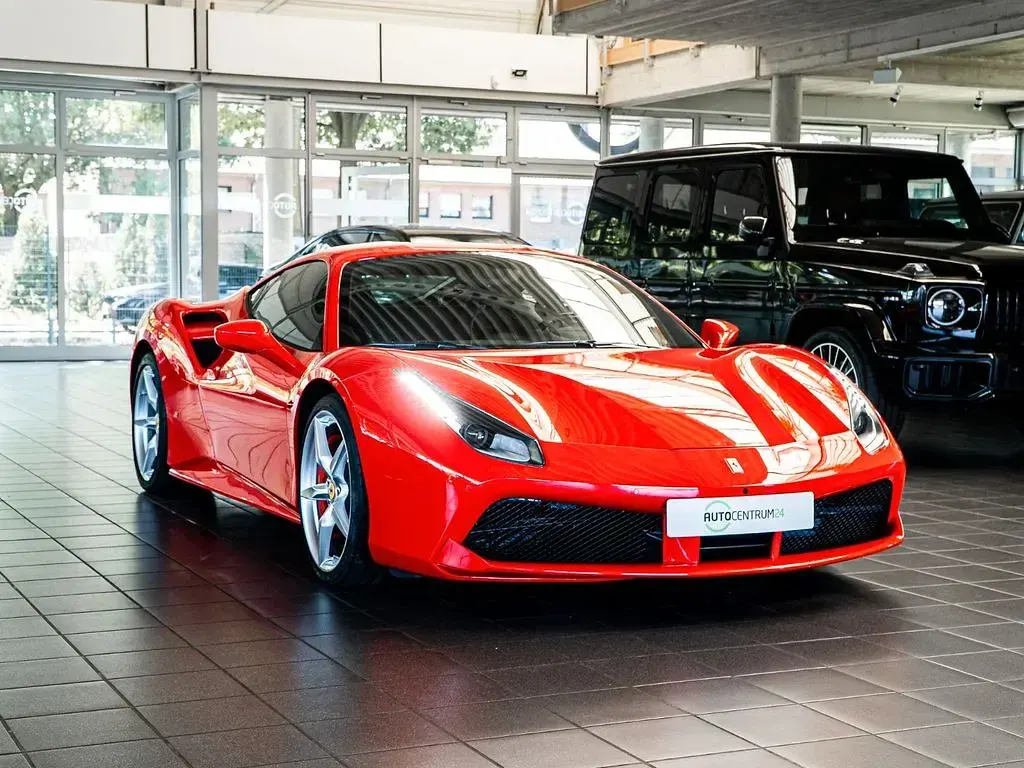 Neu Ferrari 488 669 PS (492 kW) 2026 Rosso scuderia Coupé