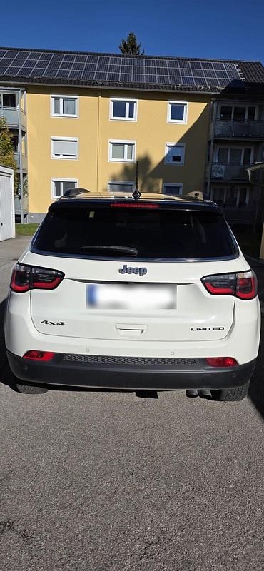 Usado Jeep Compass Limited 189 HP (139 kW) 2020 Branco SUV