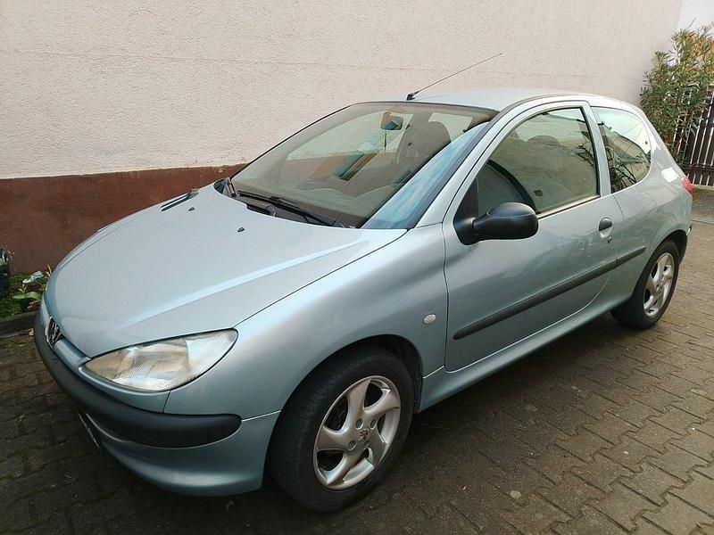 Gebraucht Peugeot 206 2001 Silber Kleinwagen