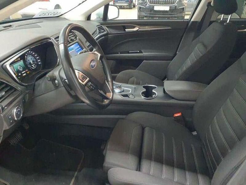 Gebraucht Ford Mondeo 190 PS (139 kW) 2022 Silber Limousine