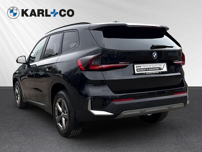Gebraucht BMW X1 Comfort Edition 150 PS (110 kW) 2023 Black sapphire metallic (schwarz) SUV