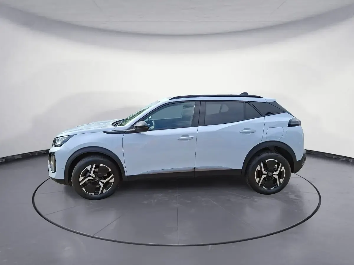 Gebraucht Peugeot 2008 Allure 101 PS (74 kW) 2024 SUV