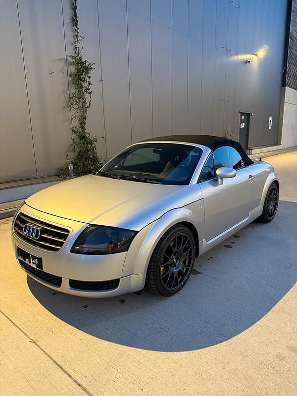 Silber Gebraucht 2004 Audi TT Cabrio | 7.250 € (Fairer Preis) - Bild 1/4