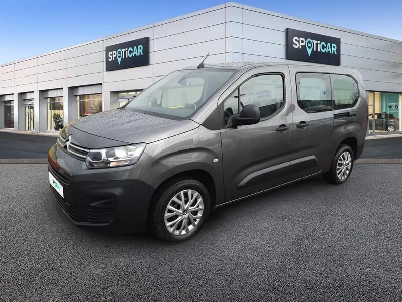 Grau Gebraucht 2023 Citroën Berlingo Feel Van / Kleinbus | 23.890 € (Teuer) - Bild 1/3