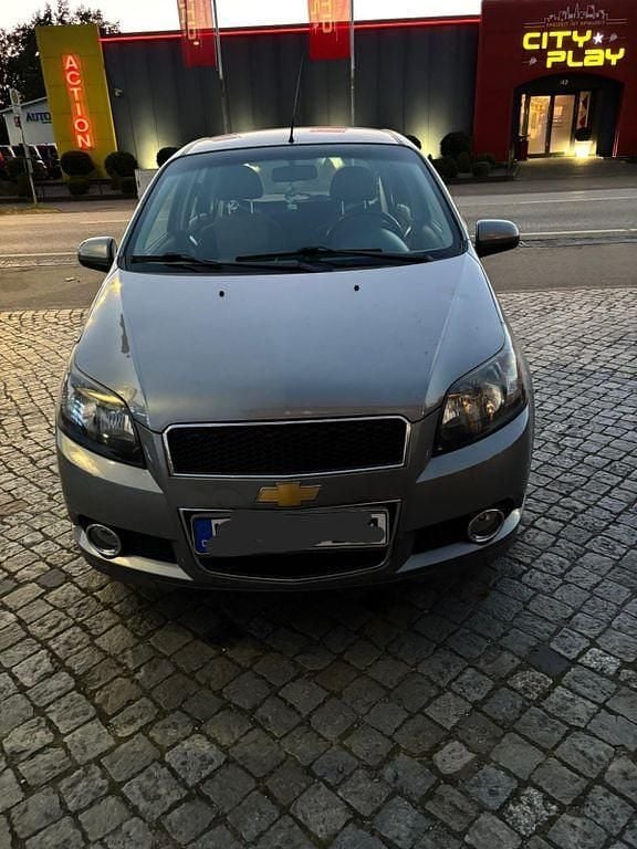Grau Gebraucht 2011 Chevrolet Aveo LT Limousine | 1.800 € (Superpreis) - Bild 1/4