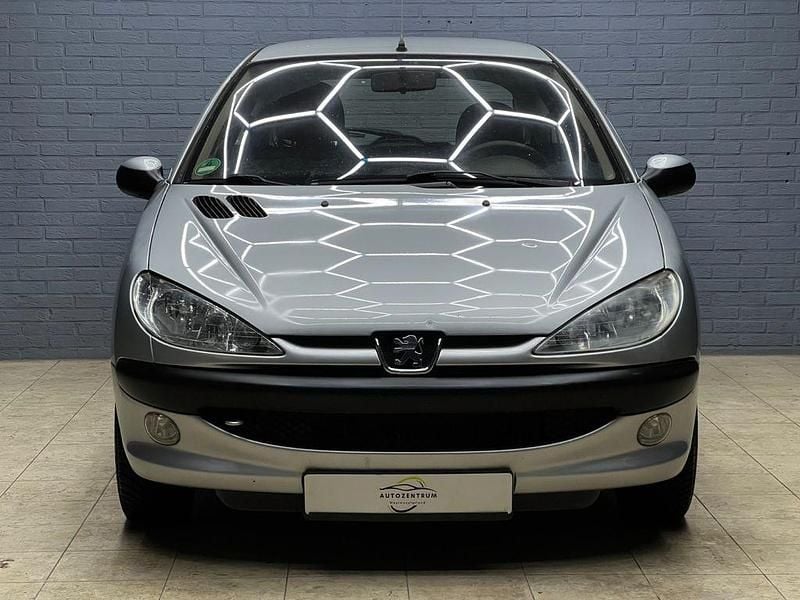 Gebraucht 2003 Peugeot 206 Limousine | 1.999 € (Fairer Preis) - Bild 1/4