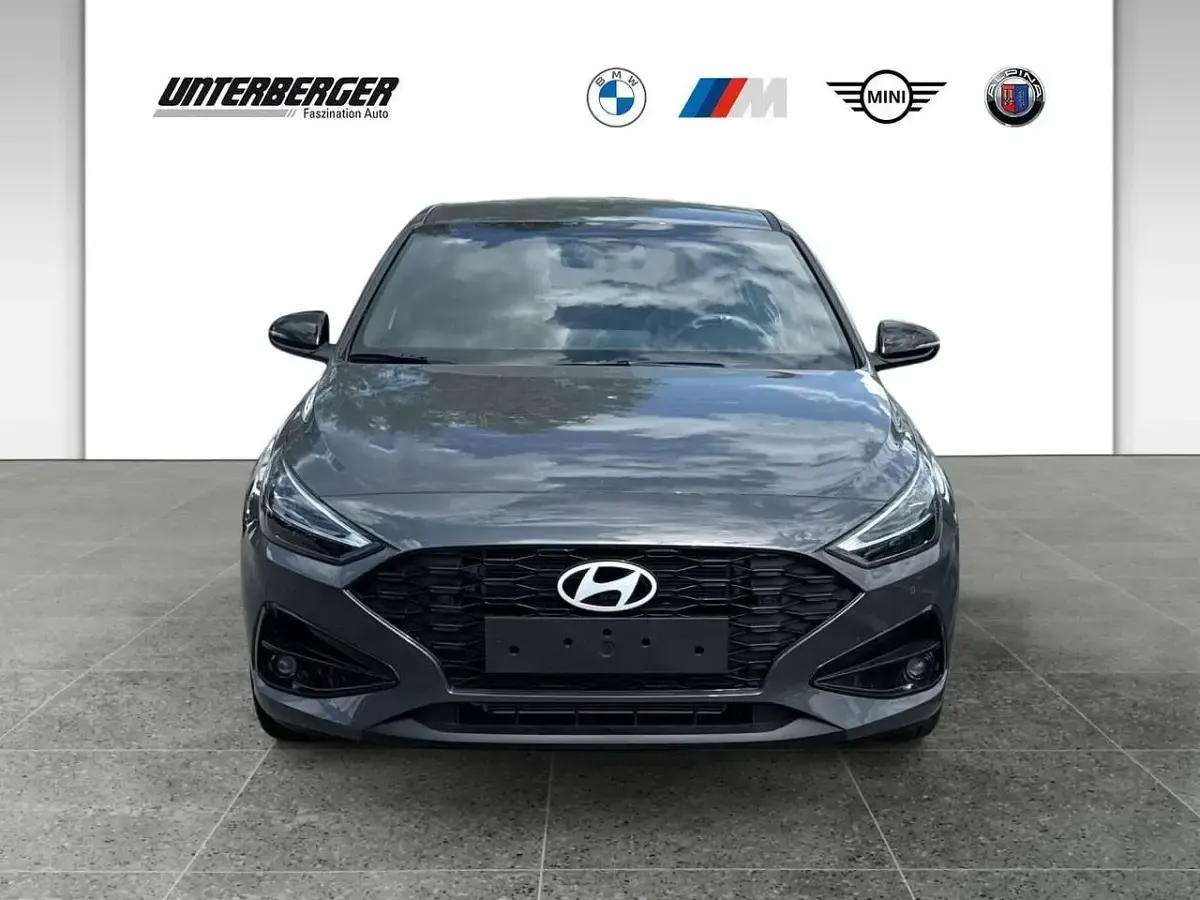 Neu Hyundai i30 Trend 150 PS (110 kW) 2026 Ecotronic grey / mic Limousine