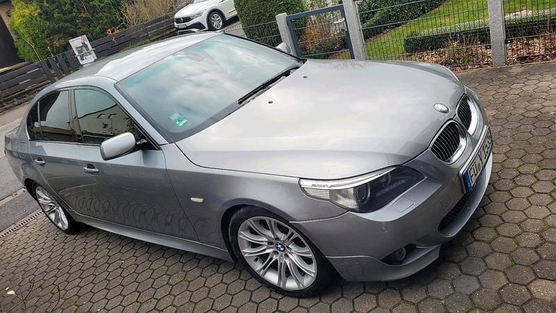 Gebraucht BMW 530 M Sport 231 PS (169 kW) 2006 Silber Limousine