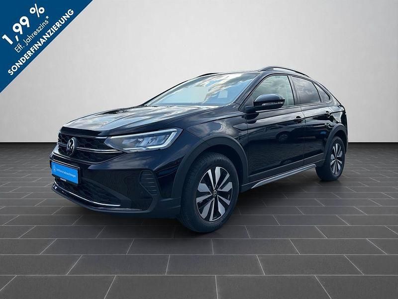 Deep black perleffekt (metallic) Gebraucht 2024 VW Taigo Goal SUV | 25.980 € (Fairer Preis) - Bild 1/4