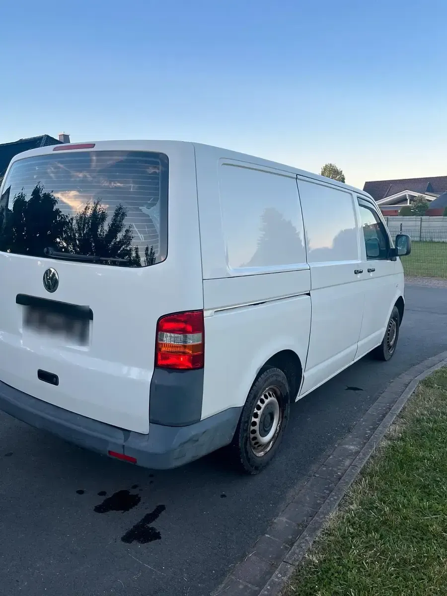 Gebraucht VW T5 131 PS (96 kW) 2009 Weiß Van