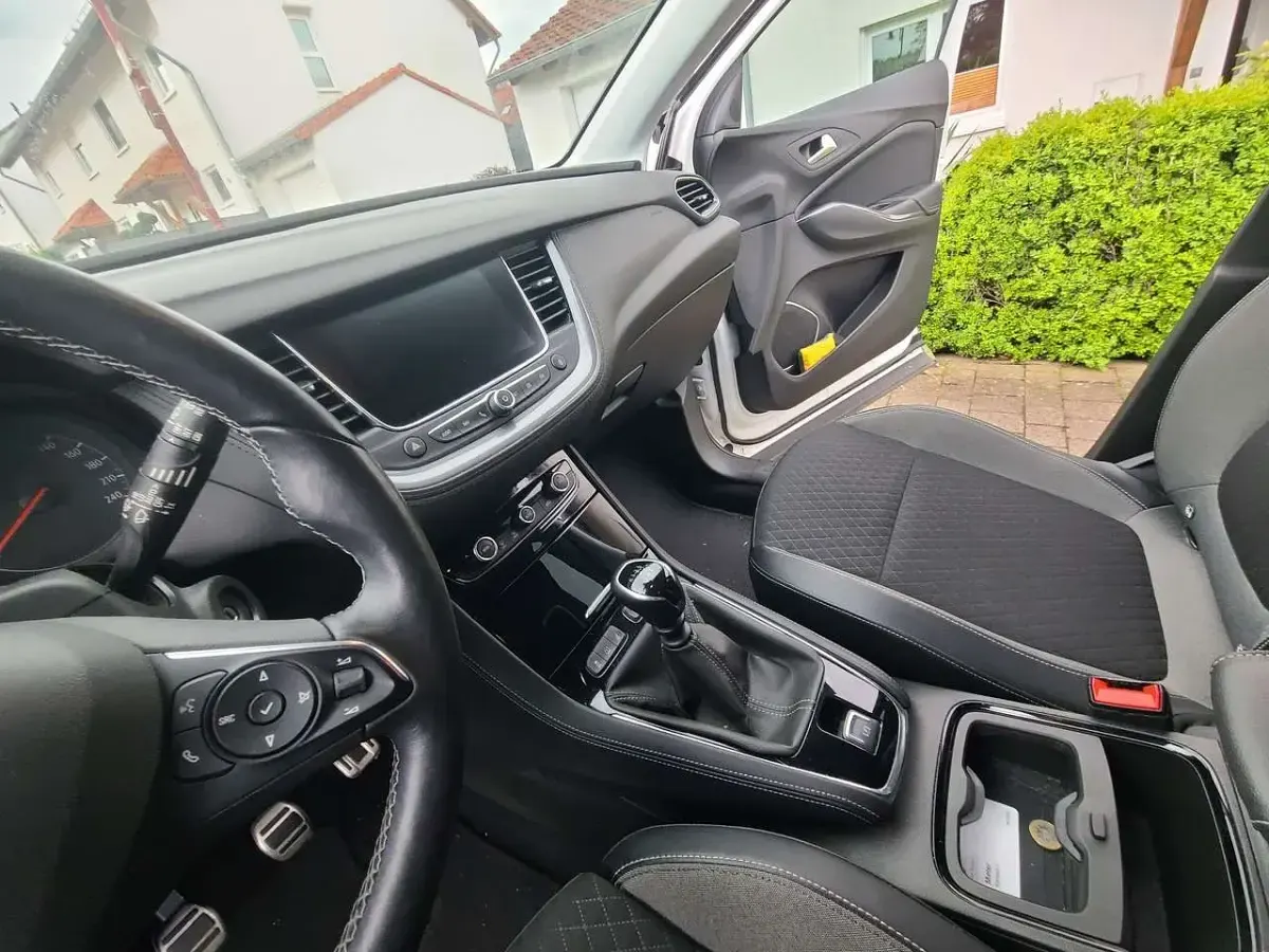 Gebraucht Opel Grandland X Design Edition 131 PS (96 kW) 2020 Weiß SUV