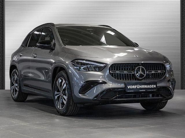 Gebraucht 2025 Mercedes GLA200 Progressive SUV | 44.950 € (Teuer) - Bild 1/4