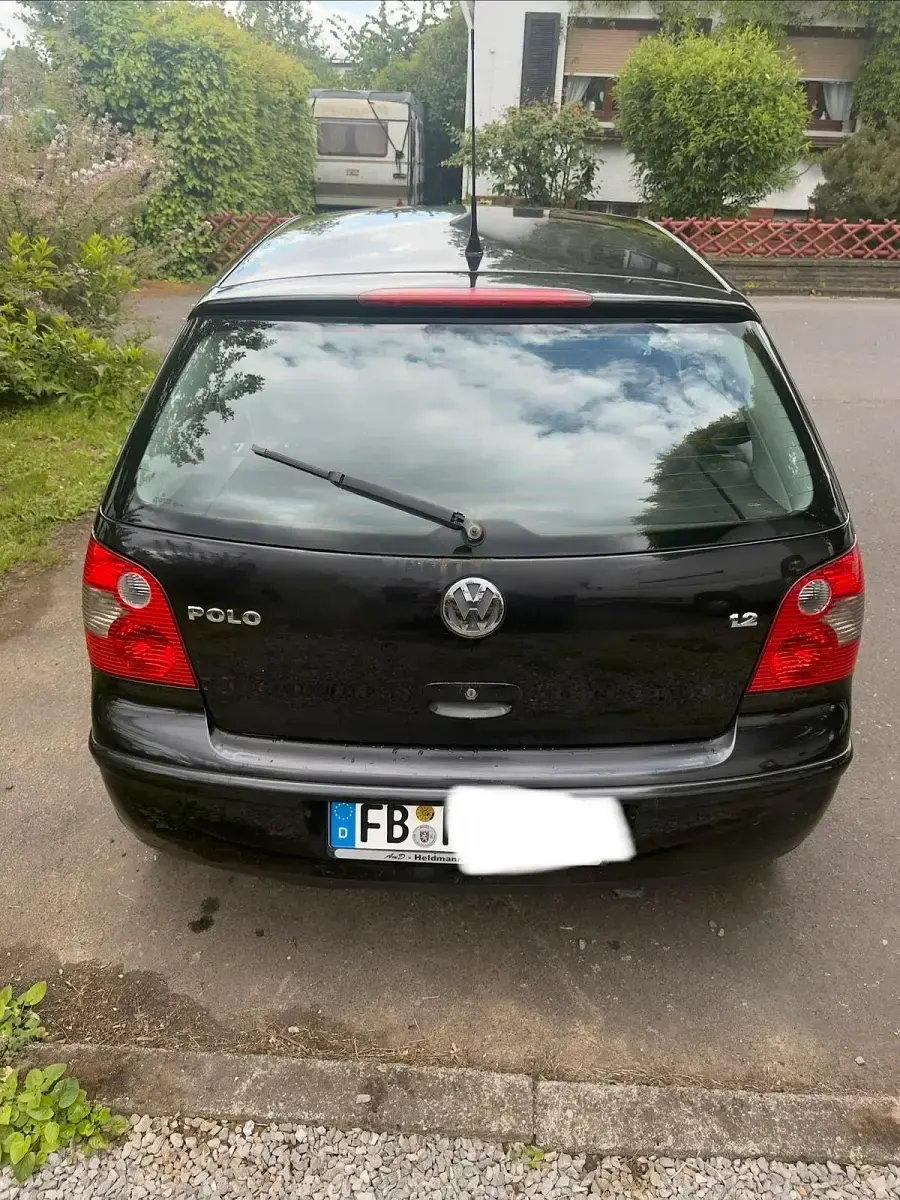 Gebraucht VW Polo 64 PS (47 kW) 2004 Schwarz Kleinwagen