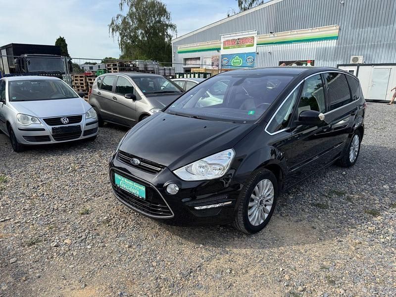 Schwarz Gebraucht 2015 Ford S-MAX S Van / Kleinbus | 10.790 € (Guter Preis) - Bild 1/4