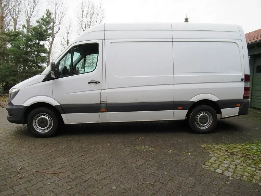 Używany Mercedes Sprinter 163 KM (119 kW) 2016 Biały Van